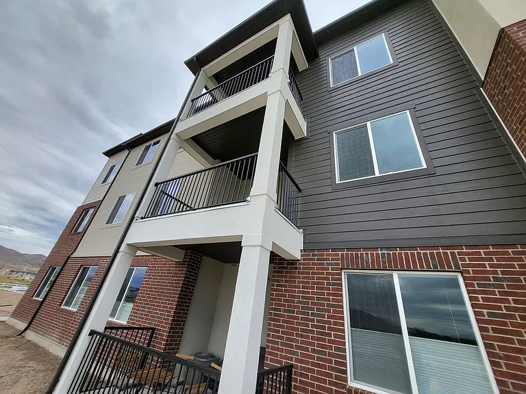 3325 W 1830 N #H201 — Photo 29