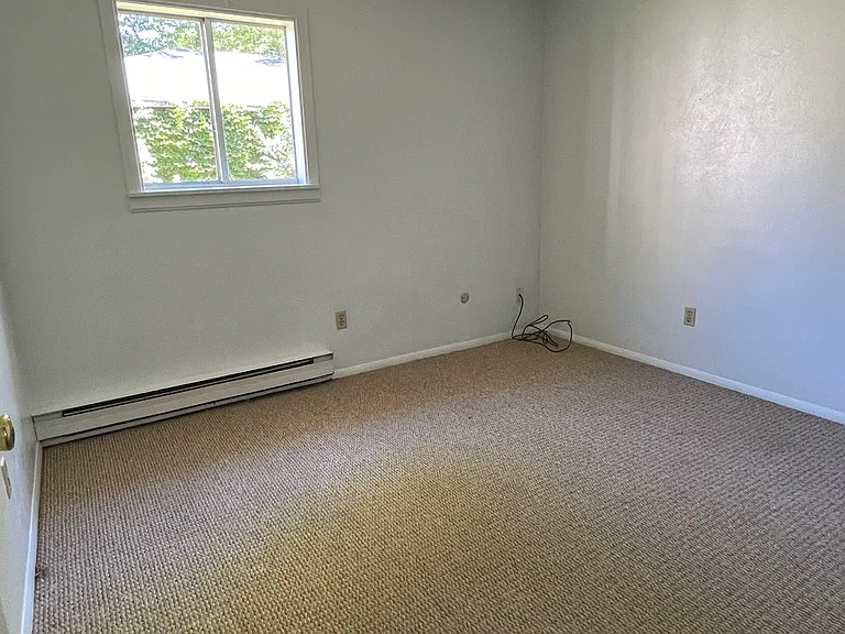 206 Homestead Ave — Photo 9