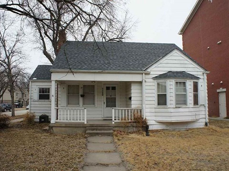 1130 Bertrand St, Manhattan, KS 66502 Zillow
