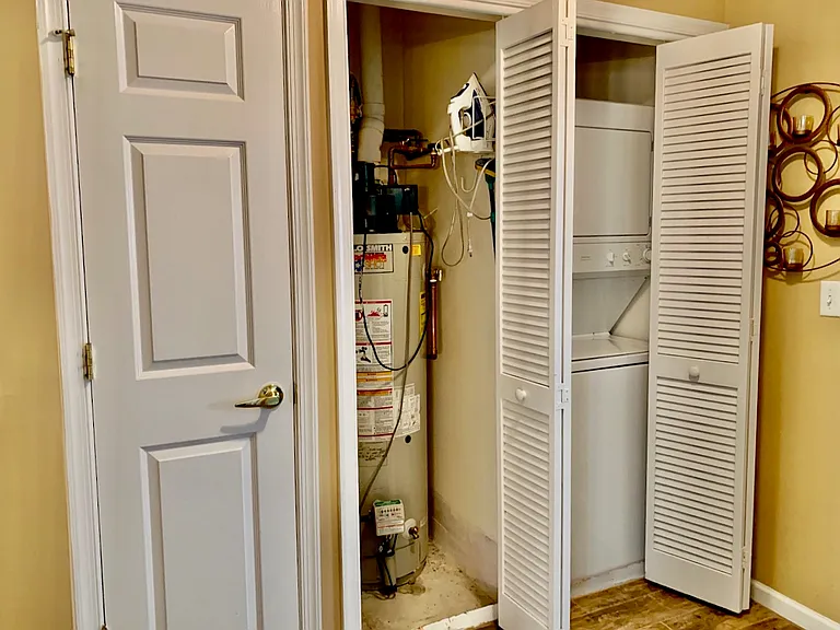 200 Dey St #257 — Photo 5