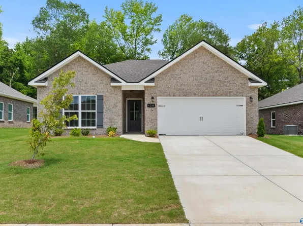 6238 Pisgah Dr NW, Huntsville, AL 35810