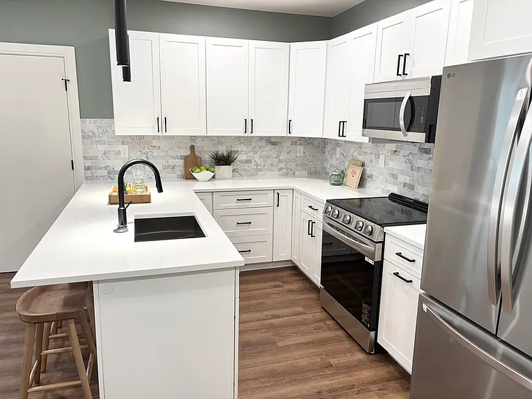 1391 Main St #301 — Photo 7