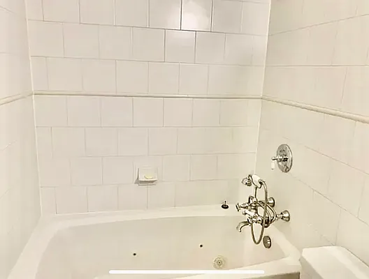 Rented by Nest Seekers International | media 13