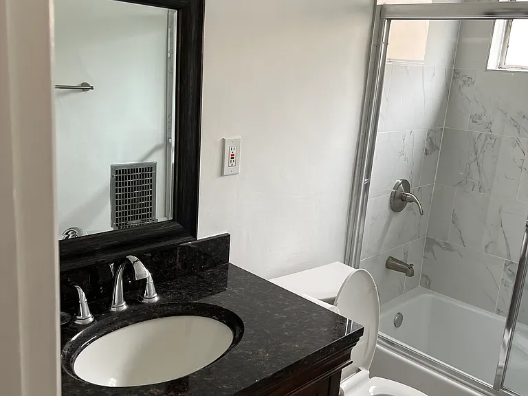 1133 N Detroit St #3 — Photo 5