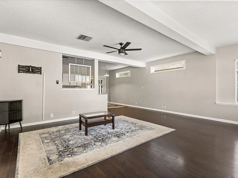 742 N Westmoreland Dr — Photo 11