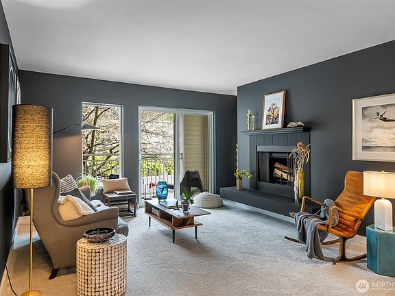 3rd image of 12303 Harbour Pointe Boulevard #EE203