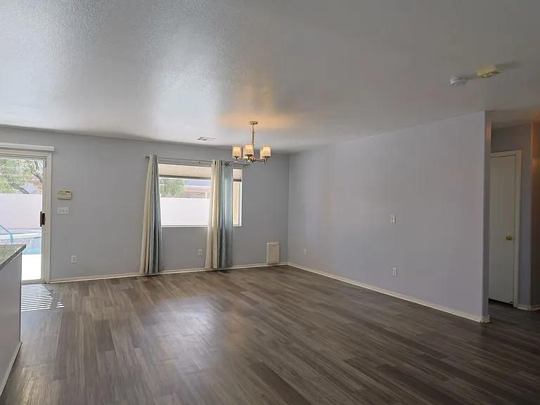 6113 Crystal Talon St — Photo 6