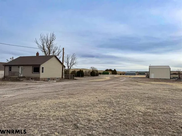 209 State St, Harrisburg, NE 69345