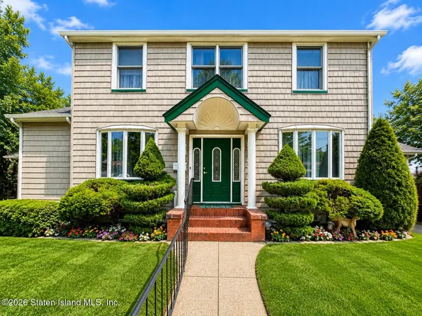 47 Westcott Blvd, Staten Island, NY 10314