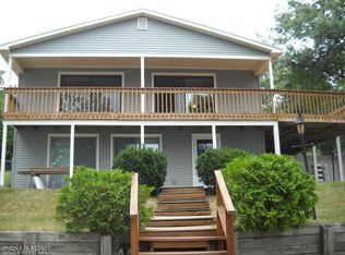 8635 S Spruce Ave, Newaygo, MI 49337