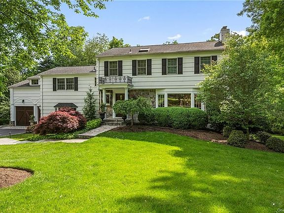 2nd image of 24 Juniper Pl