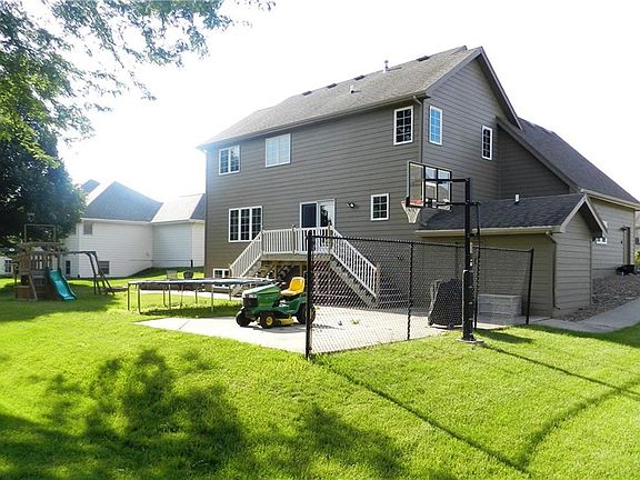 4th image of 1809 W Cheyenne Ct