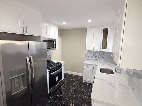 5th image of 217-41 112th Road
