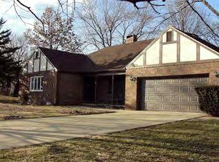 15563-2 Boat Club Rd, Danville, IL 61834