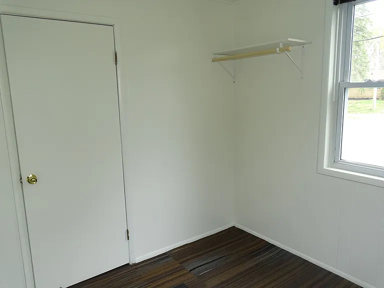 518 E Chicago Blvd #3 — Photo 9