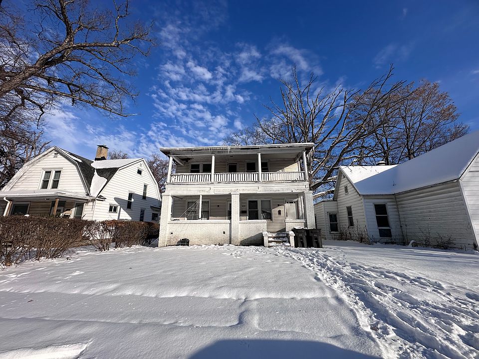 1st image of 905 Chandler St #2