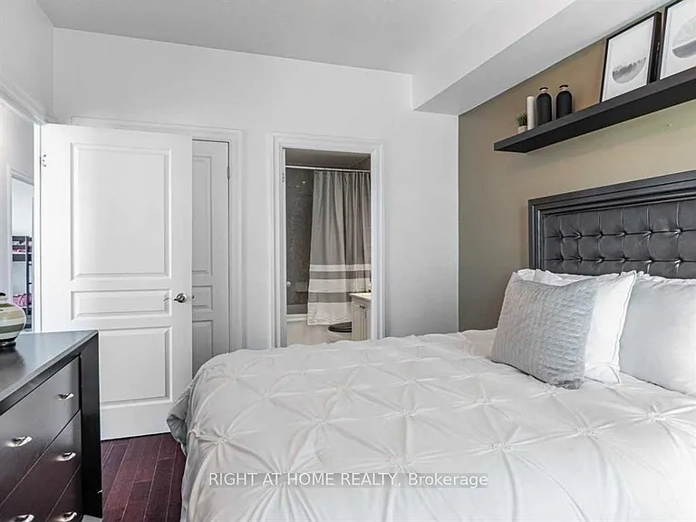 2087 Lake Shore Blvd W #207 — Photo 15