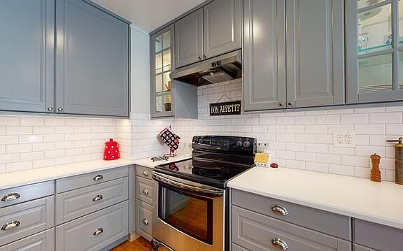 4th image of 455 Grant Ave APT 4