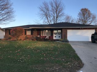 2502 Wilshire Dr, Frankfort, IN 46041