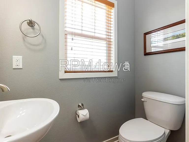 1651 SW Arlan Dr — Photo 14
