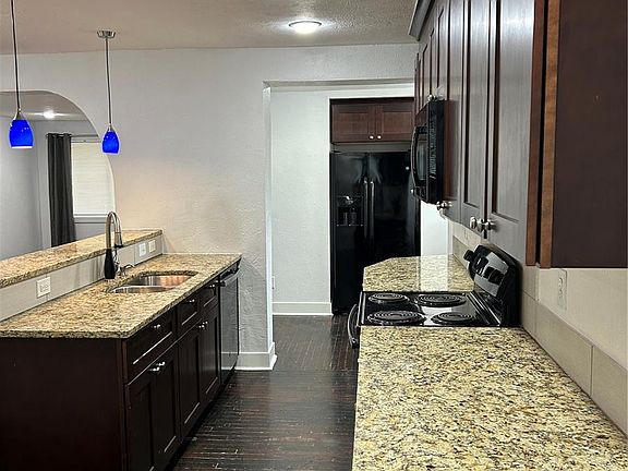 5th image of 625 W Iliff Avenue