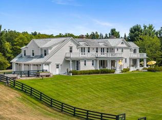 8111 Mulberry Ln, Charlevoix, MI 49720