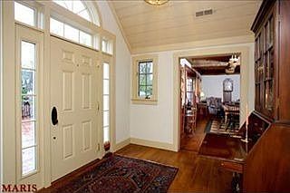 3rd image of 2 Geyer Wood Ln
