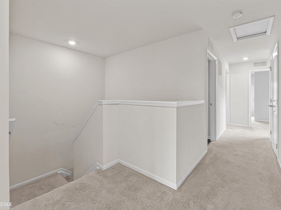8678 Pioneer St, photo 18