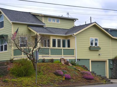 1095 Lombard St, North Bend, OR, 97459
