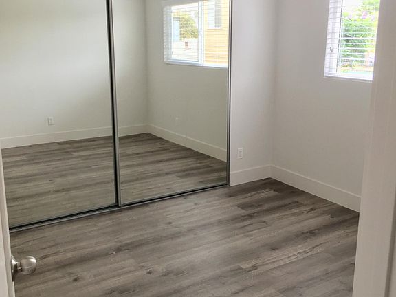 4th image of 2407 Abbot Kinney Blvd