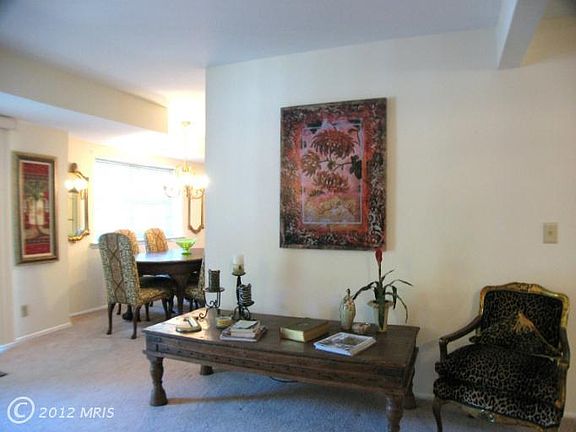 3rd image of 205 Crocker Dr Unit B