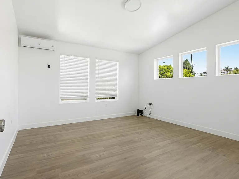1017 Riverine Ave #200 — Photo 13