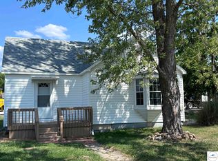 100 E Lamine St, Lincoln, MO 65338