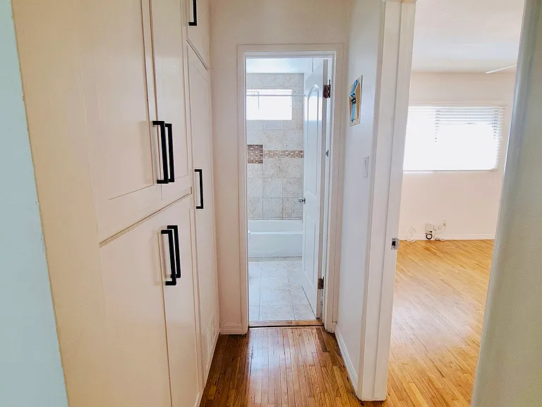 18230 Kingsdale Ave #A — Photo 3