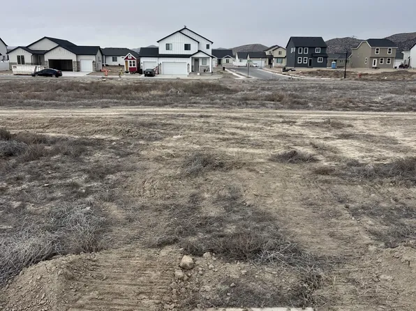 2343 E Sunflower Dr #444, Eagle Mountain, UT 84005