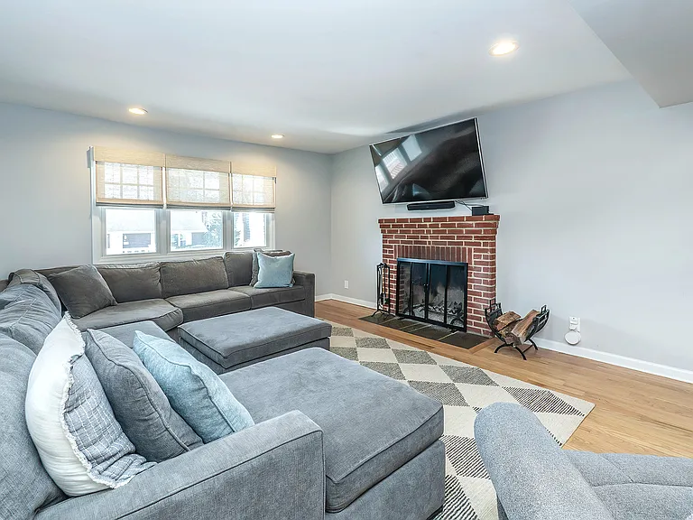 17 Winans Pl — Photo 6