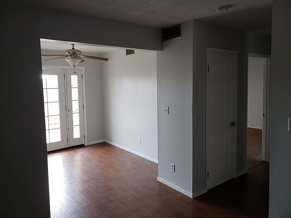 4th image of 172 W Barstow Ave APT D