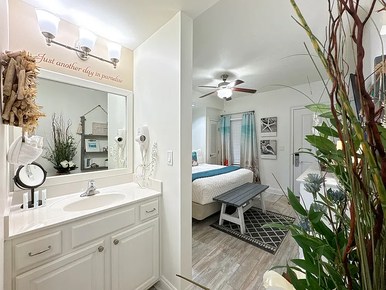 114 Carillon Market St #210 — Photo 33