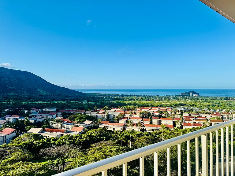 More amazing views from your own lanai!