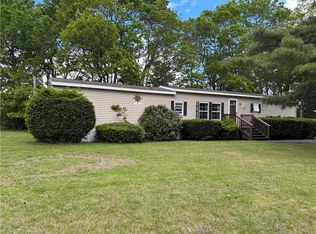 18 Torch Ln, Coventry, RI 02816