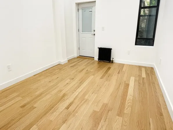 187 Bond Street image 7 of 12