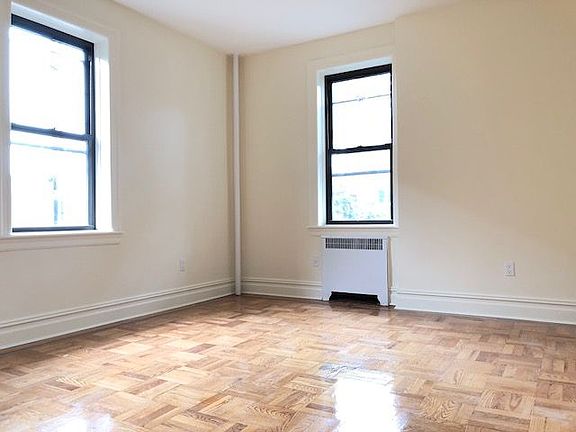 3rd image of 420 Avenue F #2C