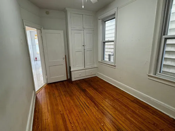 76 West 45th Street image 4 of 10