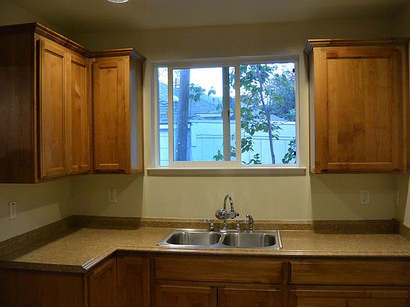 5th image of 5030 Y St
