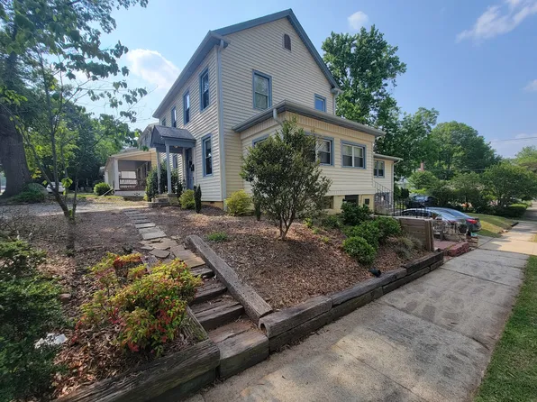 1500 W Friendly Ave, Greensboro, NC