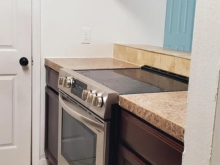 2303 N Congress Ave #12 — Photo 14