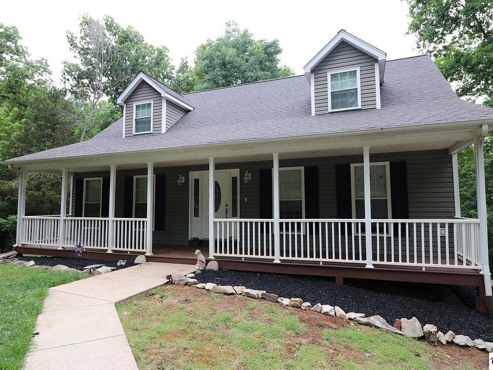 1st image of 140 Pine Needle Ln