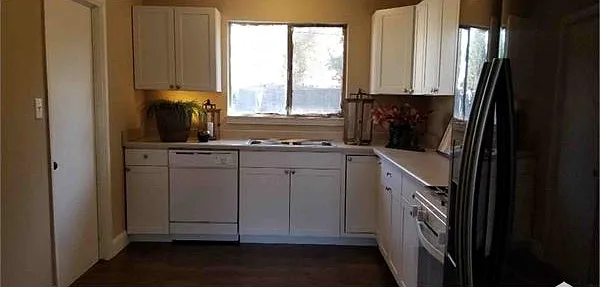 4 bed, 1300 sqft, $2,500 — Photo 3
