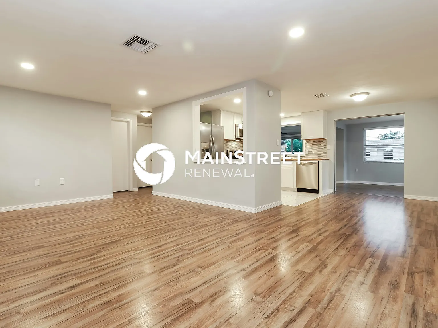 3040 Brompton Dr — Photo 3