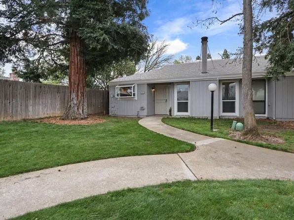 3633 Gold Creek Ln, Sacramento, CA 95827